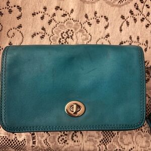 Coach legacy Penny Turnlock Crossbody vintage turquoise color